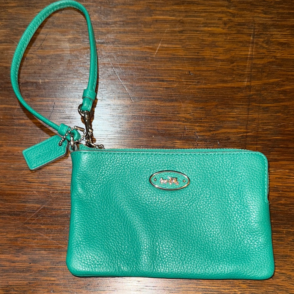 Coach Green small Leather Wristlet